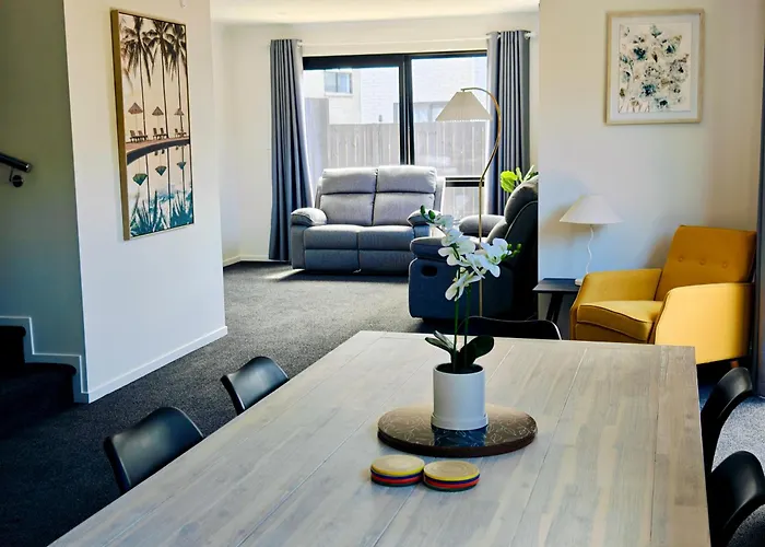 New Built Gem In Hillcrest