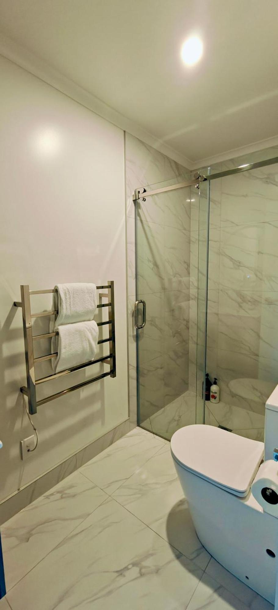 New Built Gem In Hillcrest Holiday home Hamilton